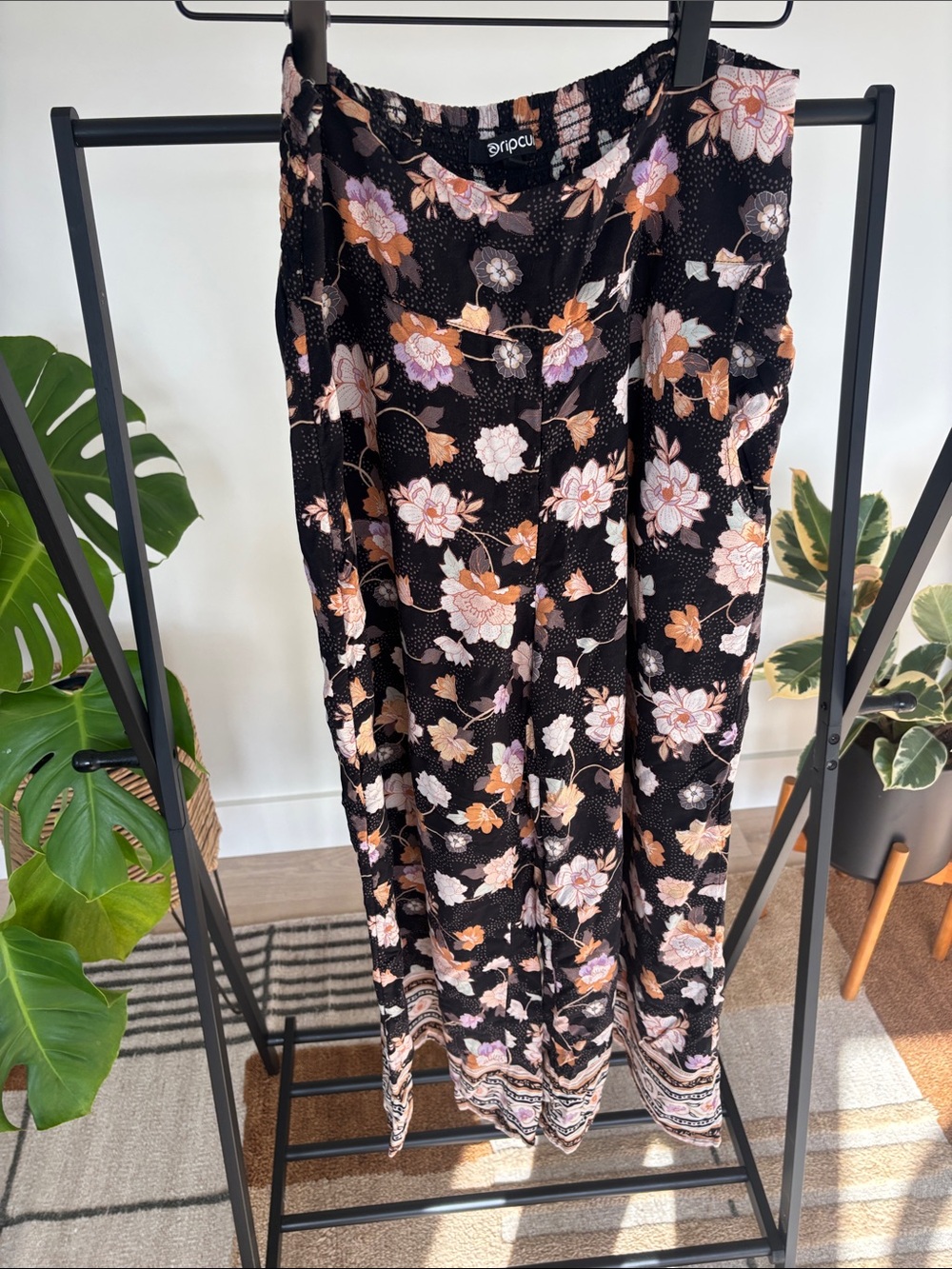 Rip Curl Black Floral Wide-Leg pants with Pink & Peach Blooms